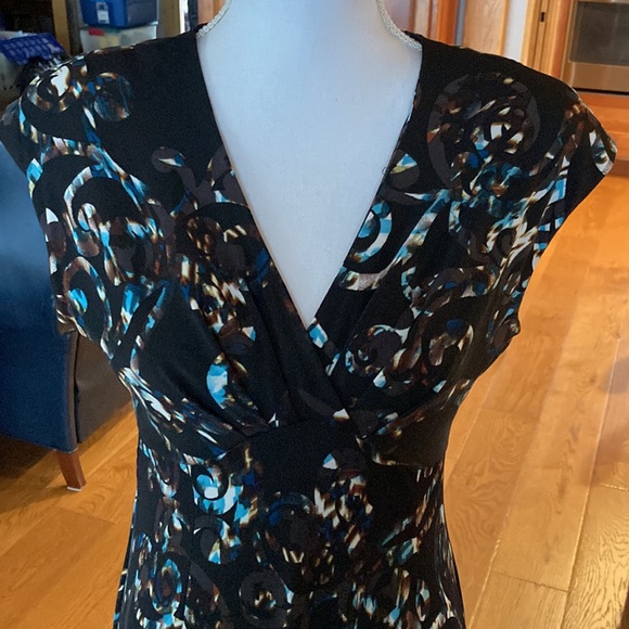 Jones New York Women's Dress Size 6 - Picture 2 of 7